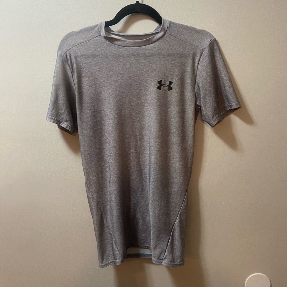 Under Armour Men's Gray T-Shirt